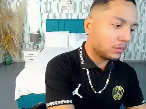 Max_Rivers from StripChat is Freechat
