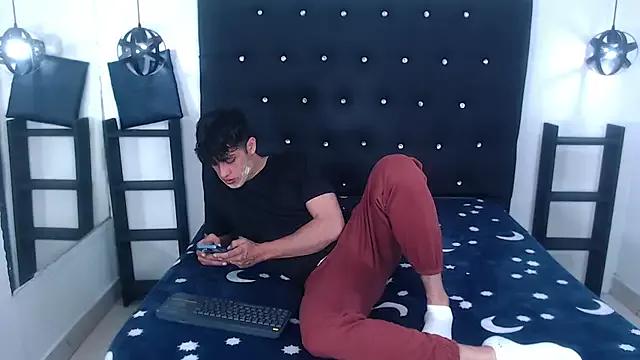 MaxAndLucas from StripChat is Freechat