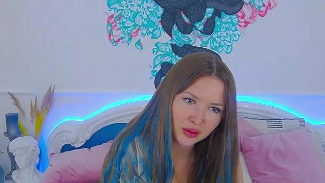 MayaMood from StripChat