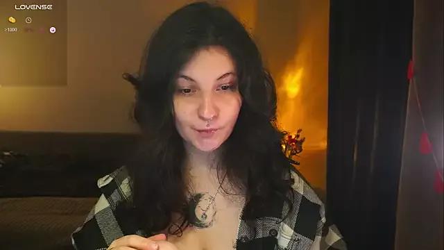 maymary_ from StripChat is Freechat