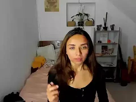 Check-out your craziest wishes with our pick of gaming cams models, featuring big knockers, round tails and tight twats.