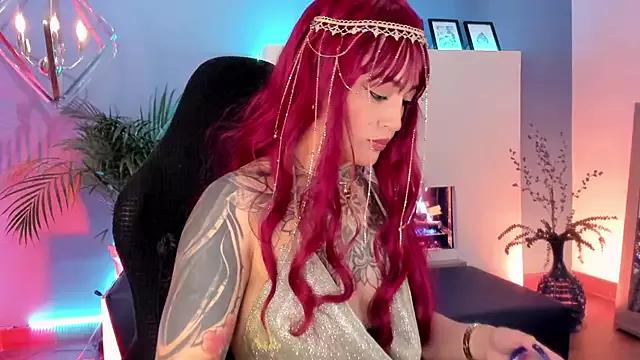 Check-out your craziest wishes with our pick of gaming cams models, featuring big knockers, round tails and tight twats.