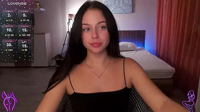 Check-out your craziest wishes with our pick of gaming cams models, featuring big knockers, round tails and tight twats.