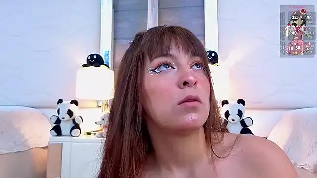 Check-out your craziest wishes with our pick of gaming cams models, featuring big knockers, round tails and tight twats.