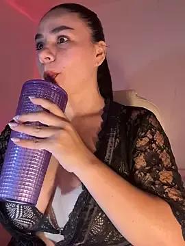 Check-out your craziest wishes with our pick of gaming cams models, featuring big knockers, round tails and tight twats.