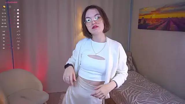 MeganEversley from StripChat is Freechat