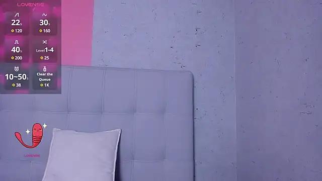 Check-out your craziest wishes with our pick of gaming cams models, featuring big knockers, round tails and tight twats.