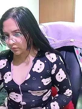 Megansunn from StripChat is Freechat