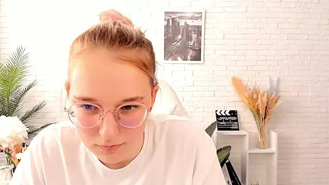 MeghanByrd from StripChat is Freechat