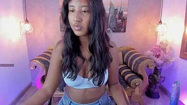 melany_brunette from StripChat is Freechat
