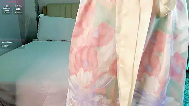 Melina_Cooper_ from StripChat is Freechat