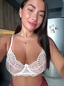 Check-out your craziest wishes with our pick of gaming cams models, featuring big knockers, round tails and tight twats.