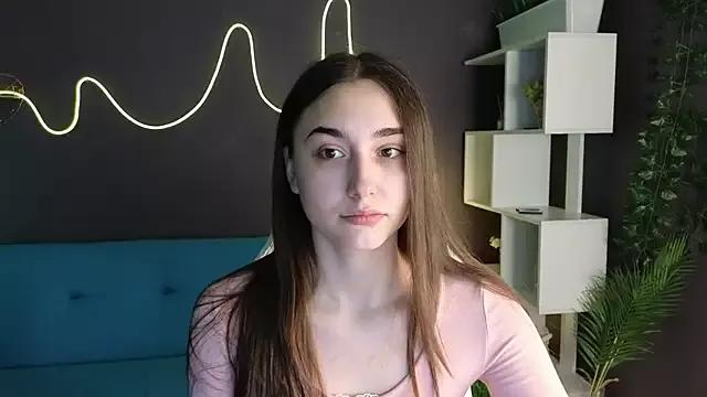 MelissaPristine from StripChat is Freechat