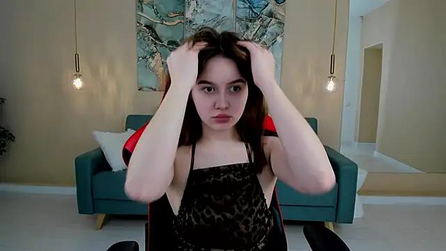 Check-out your craziest wishes with our pick of gaming cams models, featuring big knockers, round tails and tight twats.
