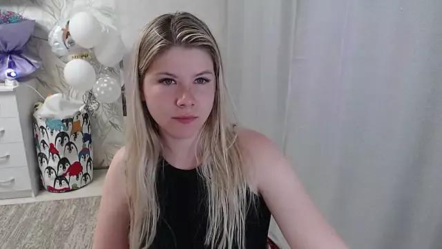MelissaXKinky from StripChat is Freechat