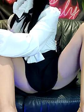 Check-out your craziest wishes with our pick of gaming cams models, featuring big knockers, round tails and tight twats.