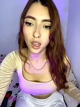 Photos of Melody_rouxxx from StripChat is Freechat