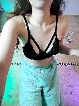 Merida_fire01 from StripChat is Freechat