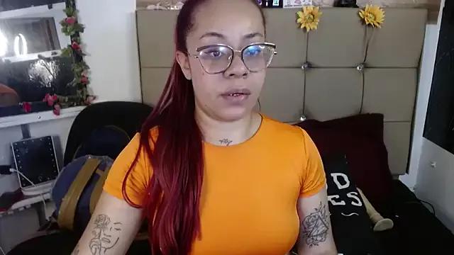 Check-out your craziest wishes with our pick of gaming cams models, featuring big knockers, round tails and tight twats.