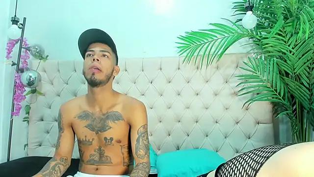 Mia_Collivens from StripChat is Freechat