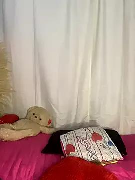 Miaa_rosses3 from StripChat is Freechat