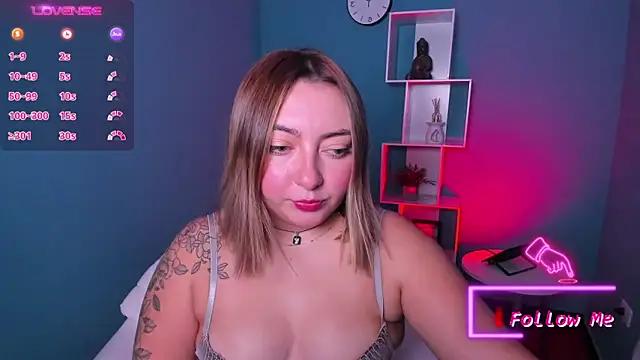 Check-out your craziest wishes with our pick of gaming cams models, featuring big knockers, round tails and tight twats.