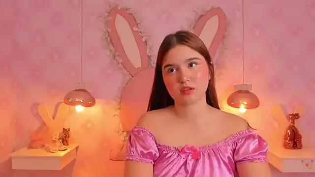 Check-out your craziest wishes with our pick of gaming cams models, featuring big knockers, round tails and tight twats.