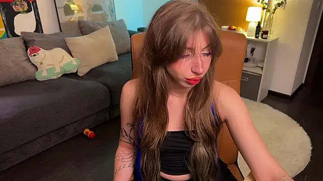 Check-out your craziest wishes with our pick of gaming cams models, featuring big knockers, round tails and tight twats.