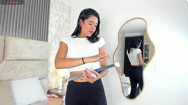 Miagomezx from StripChat is Freechat