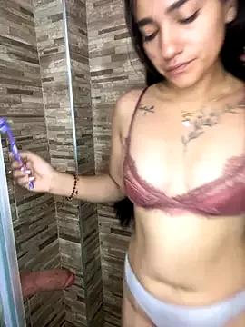 Check-out your craziest wishes with our pick of gaming cams models, featuring big knockers, round tails and tight twats.