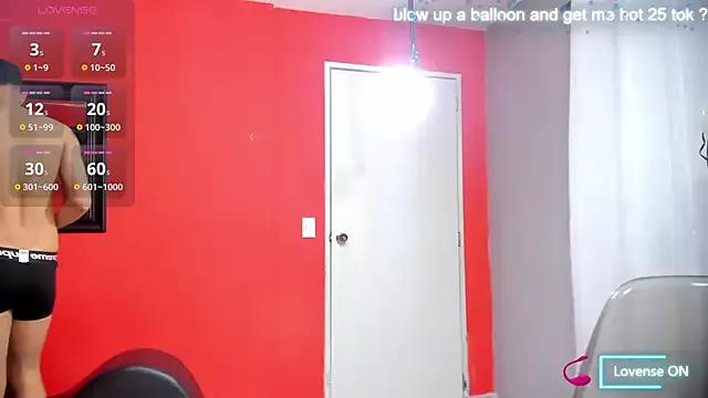 michael_hanna from StripChat is Freechat
