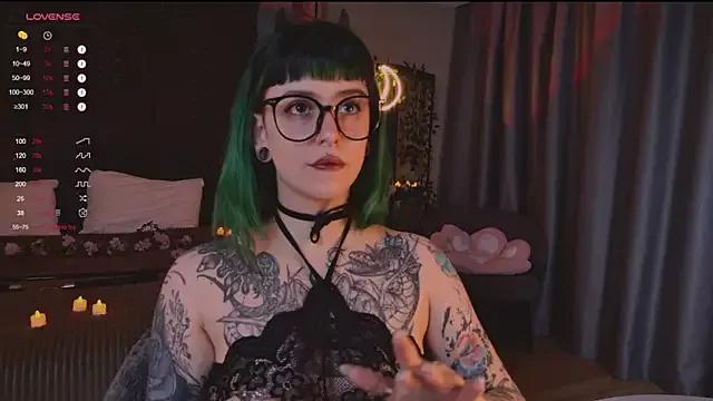 MichaellaMoon from StripChat is Freechat