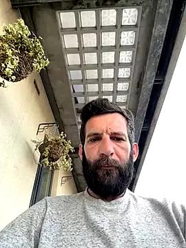 Michel_huge from StripChat is Freechat