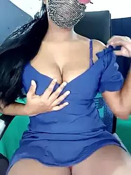 Check-out your craziest wishes with our pick of gaming cams models, featuring big knockers, round tails and tight twats.