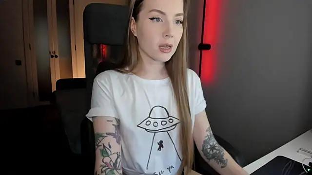 Midnight_Mi from StripChat is Freechat