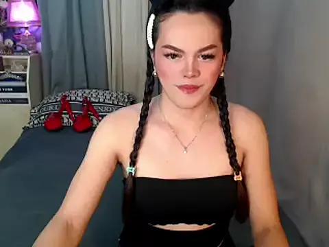 Check-out your craziest wishes with our pick of gaming cams models, featuring big knockers, round tails and tight twats.