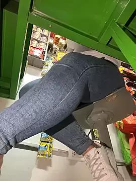 Check-out your craziest wishes with our pick of gaming cams models, featuring big knockers, round tails and tight twats.