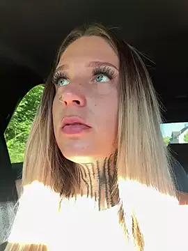 Miia_Lynn from StripChat is Freechat