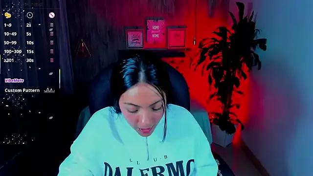 miichael_black from StripChat is Freechat