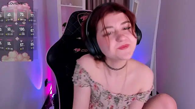 Check-out your craziest wishes with our pick of gaming cams models, featuring big knockers, round tails and tight twats.