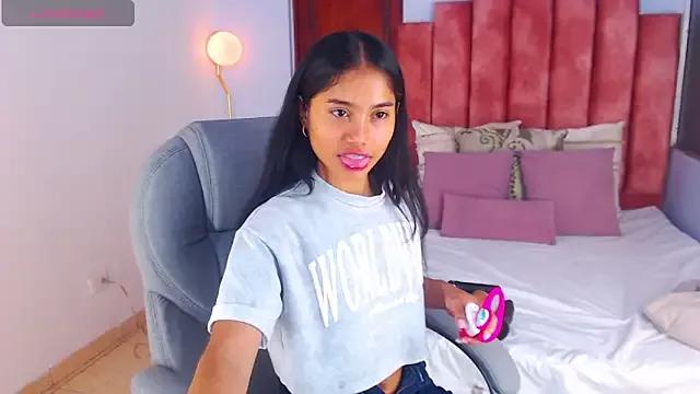 Milaa_Star_ from StripChat is Freechat
