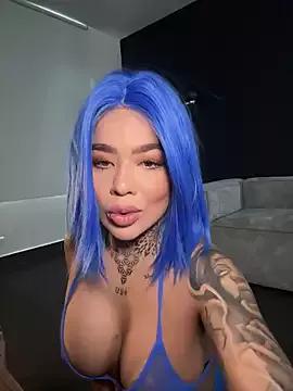 Check-out your craziest wishes with our pick of gaming cams models, featuring big knockers, round tails and tight twats.