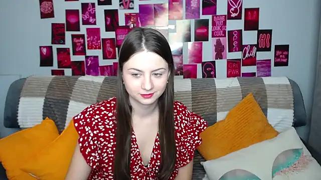 Check-out your craziest wishes with our pick of gaming cams models, featuring big knockers, round tails and tight twats.