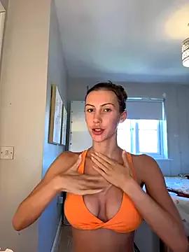 Check-out your craziest wishes with our pick of gaming cams models, featuring big knockers, round tails and tight twats.
