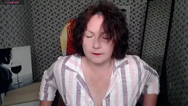 milf_hornys from StripChat is Freechat