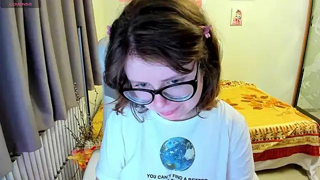 MilisaSweet777 from StripChat is Freechat