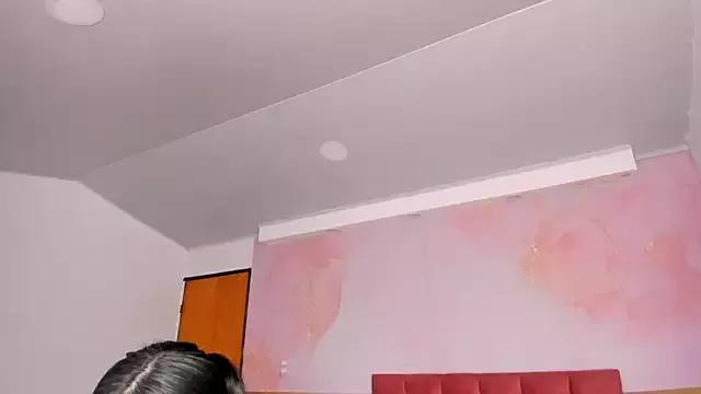 milk_candy18 from StripChat is Freechat