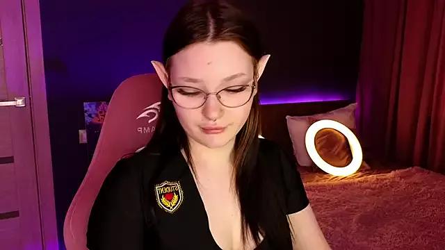 milliedoll from StripChat is Freechat