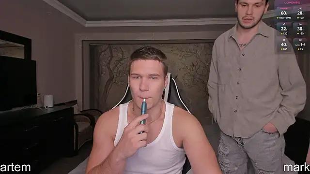 Check-out your craziest wishes with our pick of gaming cams models, featuring big knockers, round tails and tight twats.