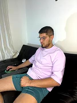 mirallesandbig from StripChat is Freechat